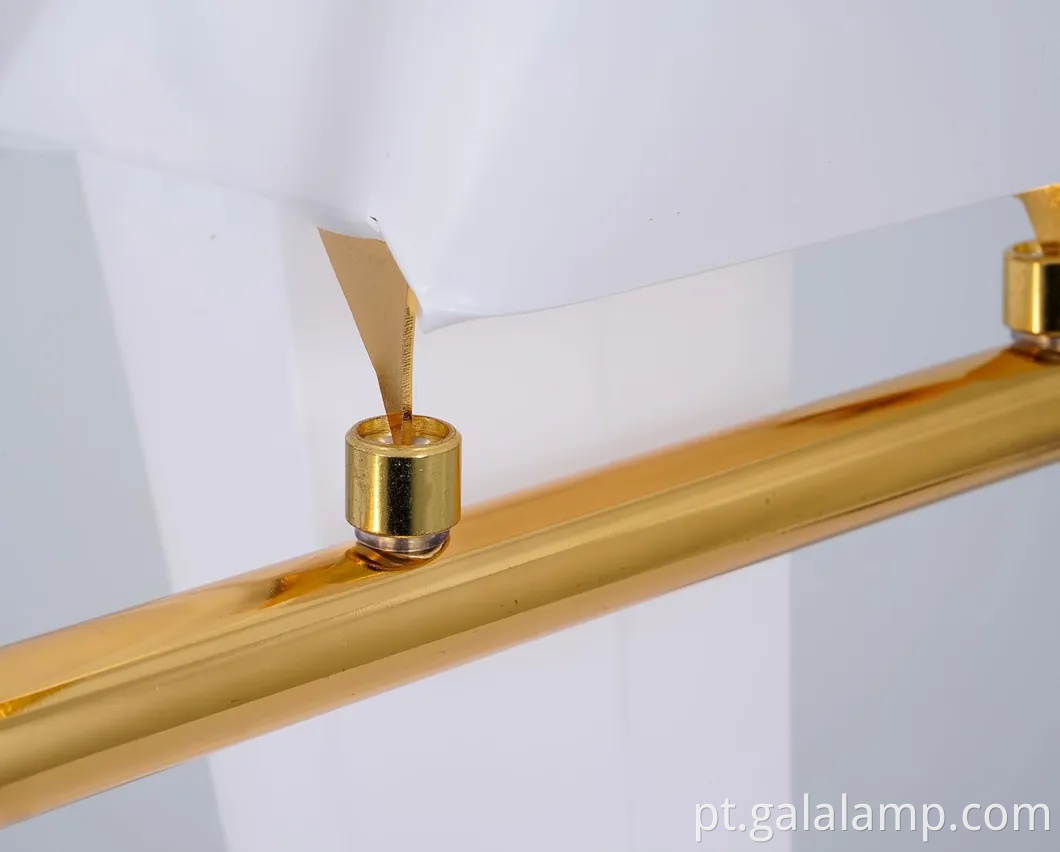 Lâmpada de pássaro decorativa nórdica moderna com design de guindaste dourado de luxo